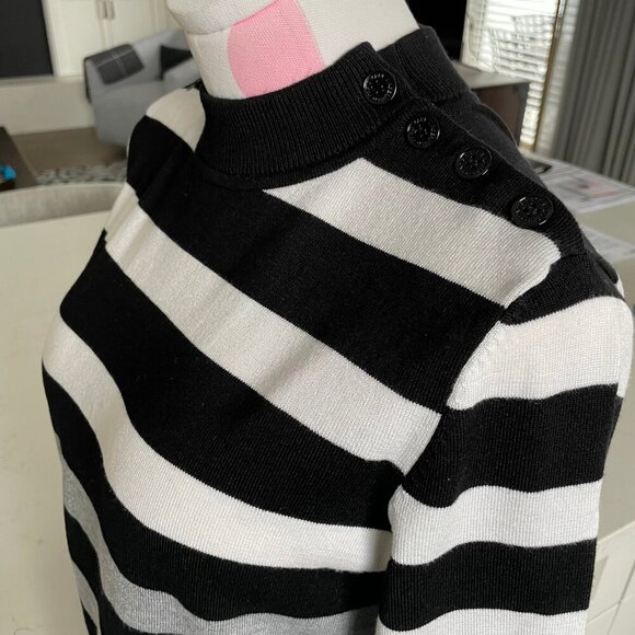Karl Lagerfeld LS Striped Ribbed Mock Turtleneck Sweater Blk Wht Gry Pink Sz S - Picture 4 of 11